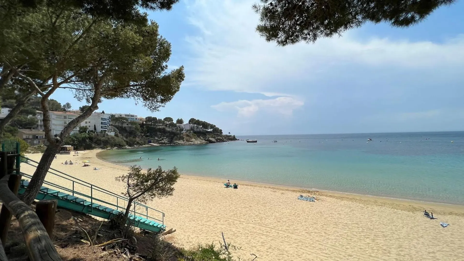 Apartamento En Primera Linea Con Acceso Directo A La Playa En La Almadrava روساس 0*,  إسبانيا